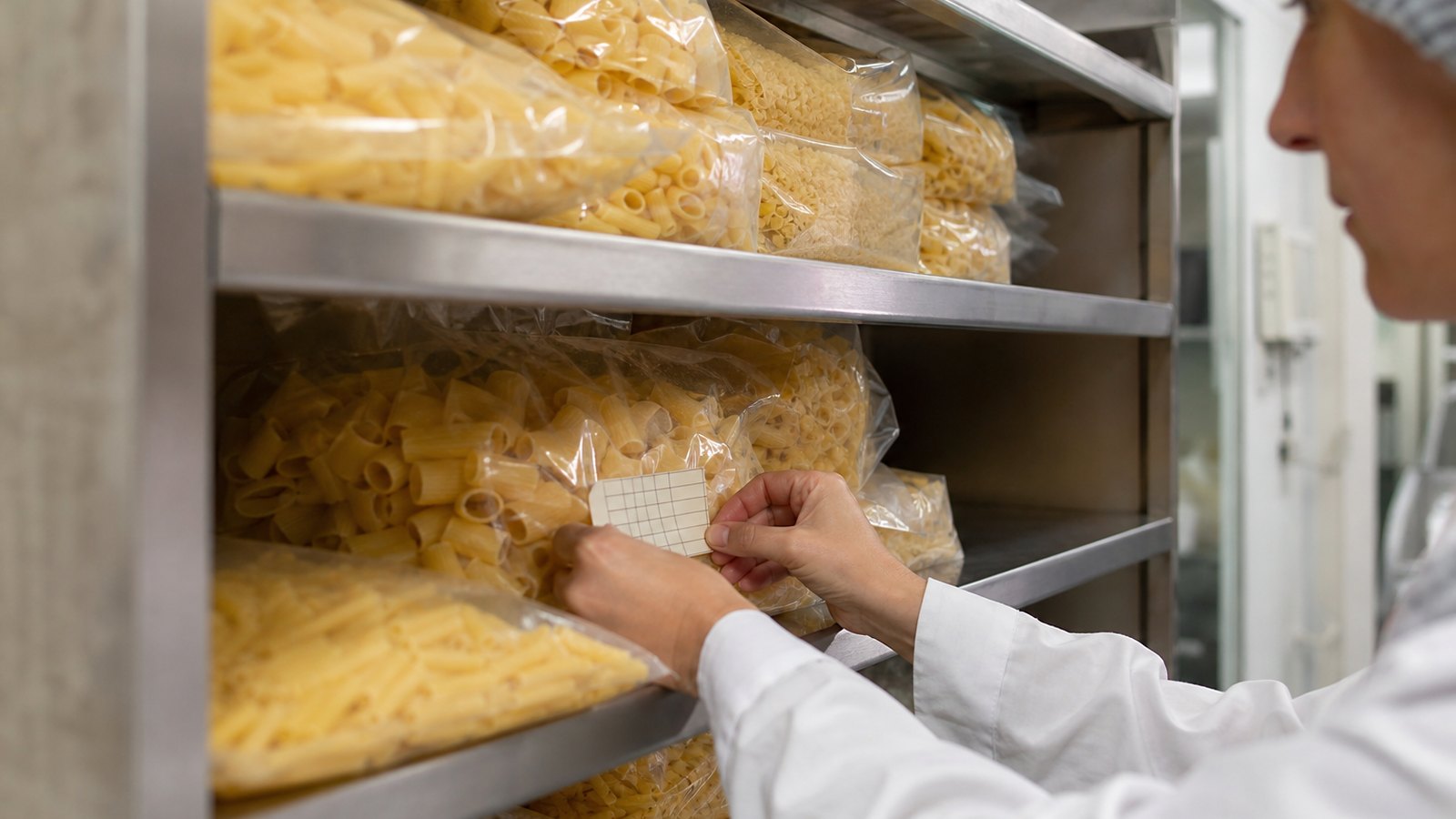 Numéro de lot apposé sur un produit fabriqué en atelier